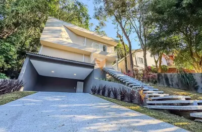 Casa para venda em Transurb de 10.00m² com 3 Quartos, 1 Suite e 3 Garagens