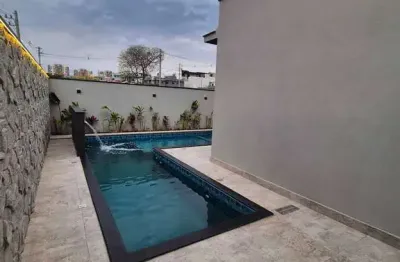 Casa de Condomínio para venda em Jardim Vila São Domingos de 185.00m² com 3 Quartos, 3 Suites e 4 Garagens