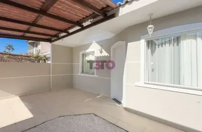 Casa para venda em Parque Da Fonte de 100.00m² com 3 Quartos e 6 Garagens