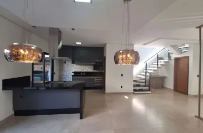 Casa de Condomínio para venda em Condomínio Park Real de 165.00m² com 3 Quartos, 3 Suites e 2 Garagens