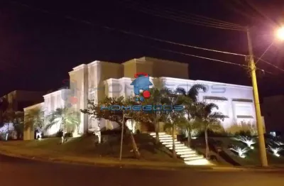 Casa de Condomínio para venda em Loteamento Parque Dos Alecrins de 233.00m² com 4 Quartos, 3 Suites e 4 Garagens