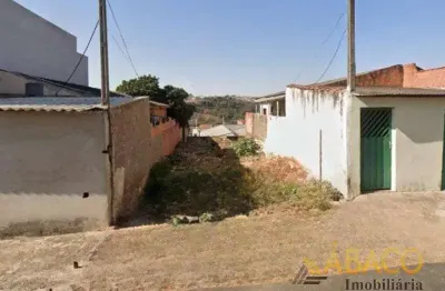 Terreno à venda na Cidade Aracy, São Carlos 