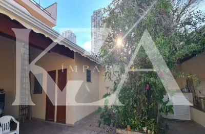 Casa para venda em Vila Vianelo de 195.00m² com 3 Quartos, 1 Suite e 2 Garagens