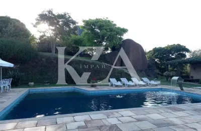 Casa para venda em Cafezal Iv de 542.00m² com 4 Quartos e 3 Suites