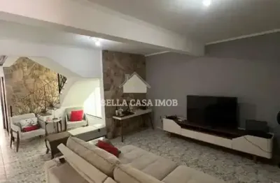 Casa para venda em Jardim Simus de 201.00m² com 2 Quartos e 2 Garagens