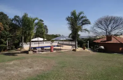 Chácara para venda em Condomínio Jardim Dos Laranjais de 184.00m² com 3 Quartos