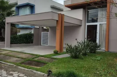 Casa para venda em Botujuru de 160.00m² com 3 Quartos, 3 Suites e 4 Garagens