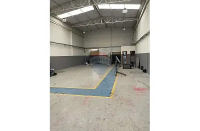 Galpão / Depósito / Armazém para alugar em Jardim Das Cerejeiras de 400.00m² com 2 Garagens
