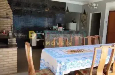 Casa para venda em Vila Bandeirantes de 25335.00m² com 5 Quartos, 5 Suites e 3 Garagens