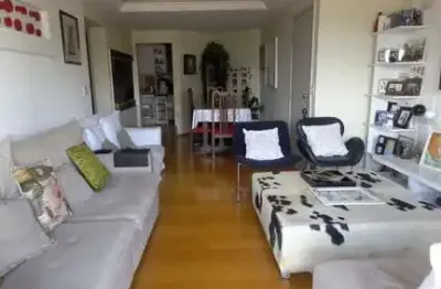 Apartamento para venda em Jardim Leonor de 110.00m² com 3 Quartos, 1 Suite e 2 Garagens