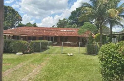 Chácara para venda em Chácara Santa Margarida de 360.00m² com 4 Quartos, 3 Suites e 9 Garagens