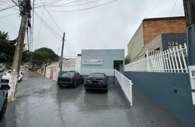 Casa para alugar em Jardim Guanabara de 175.00m² com 6 Quartos, 3 Suites e 2 Garagens