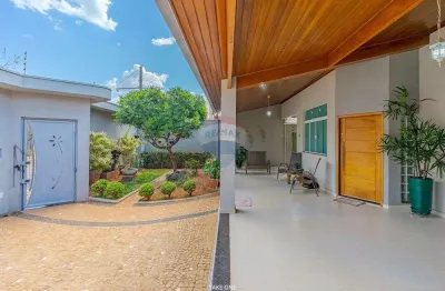 Casa para venda em Residencial Dona Margarida de 203.74m² com 3 Quartos e 4 Garagens