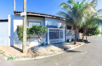 Casa para venda em Jardim Das Nações Ii de 169.00m² com 5 Quartos, 1 Suite e 4 Garagens