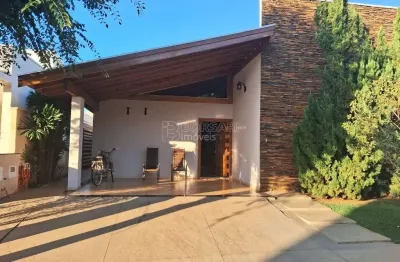 Casa de Condomínio para venda em Quinta Do Salto Residence de 180.00m² com 3 Quartos, 1 Suite e 1 Garagem