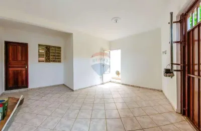 Casa para venda em Jardim Residencial Alvorada de 102.11m² com 3 Quartos e 2 Garagens