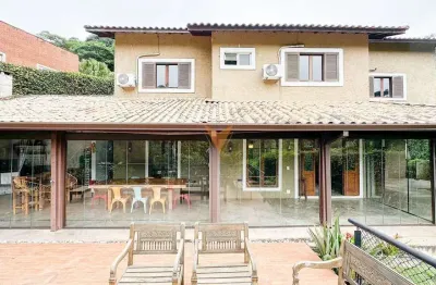 Casa para venda em Chácara Dos Lagos de 355.00m² com 3 Quartos, 1 Suite e 2 Garagens