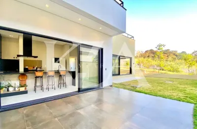 Casa para venda em Jardim Samambaia de 380.50m² com 3 Quartos, 3 Suites e 4 Garagens