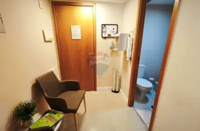 Sala Comercial para venda em Freguesia (jacarepaguá) de 21.00m² com 2 Quartos, 1 Suite e 1 Garagem