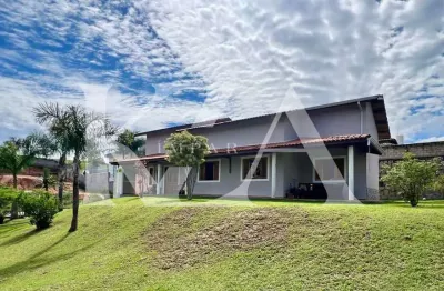 Casa para venda em Residencial Montes Claros de 861.00m² com 3 Quartos, 1 Suite e 5 Garagens