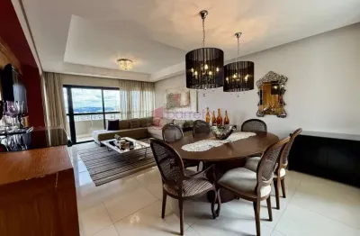 Apartamento para venda em Centro de 234.00m² com 3 Quartos, 1 Suite e 2 Garagens