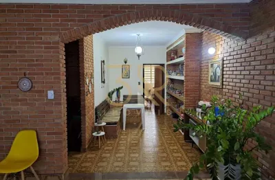 Casa para venda em Campos Elíseos de 125.00m² com 3 Quartos, 1 Suite e 4 Garagens