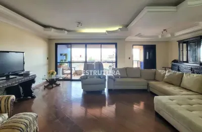 Apartamento para venda em Centro de 209.00m² com 3 Quartos, 3 Suites e 3 Garagens