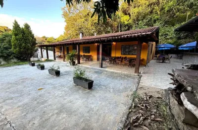 Chácara para venda em Serra Negra de 500.00m² com 6 Quartos, 1 Suite e 10 Garagens