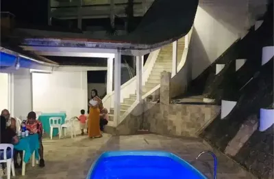 Sobrado para venda em Dos Finco de 600.00m² com 3 Quartos, 3 Suites e 6 Garagens