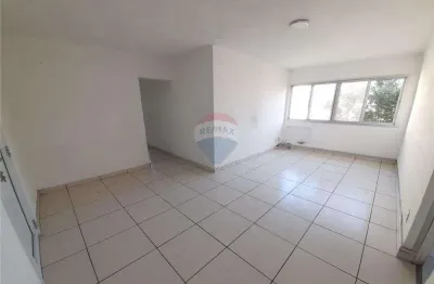 Apartamento para alugar em Pechincha de 49.00m² com 2 Quartos e 1 Garagem