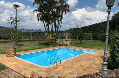 Chácara para venda em Condomínio Parque Suiço de 180.00m² com 2 Quartos, 1 Suite e 9 Garagens