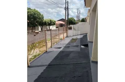 Casa para alugar em Jardim Paulista de 95.00m² com 2 Quartos e 2 Garagens