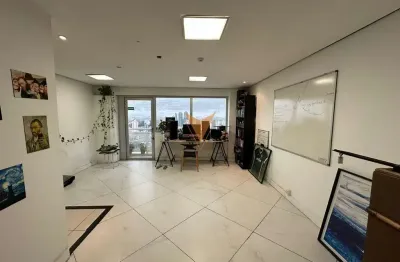 Sala Comercial para venda em Vila Yara de 35.00m² com 1 Garagem