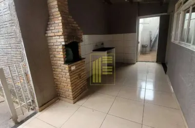 Casa para alugar em Solo Sagrado de 75.00m² com 3 Quartos e 2 Suites