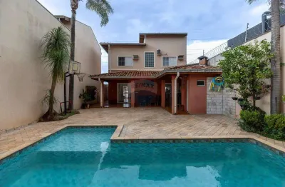 Casa para venda em Jardim Botânico de 183.27m² com 3 Quartos, 1 Suite e 4 Garagens
