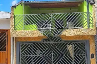 Sobrado para venda em Alvarenga de 244.00m² com 8 Quartos e 1 Garagem