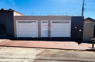 Casa para venda em Jardim Paiva de 119.00m² com 3 Quartos, 1 Suite e 2 Garagens