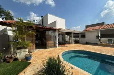 Casa para venda em CENTRO de 348.60m² com 3 Quartos, 2 Suites e 4 Garagens