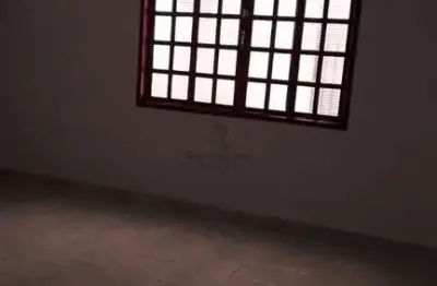 Casa para venda em Parque Bom Retiro de 105.00m² com 2 Quartos, 1 Suite e 4 Garagens