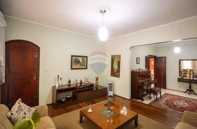 Casa para venda em Vila Maria Helena de 211.15m² com 4 Quartos, 1 Suite e 4 Garagens