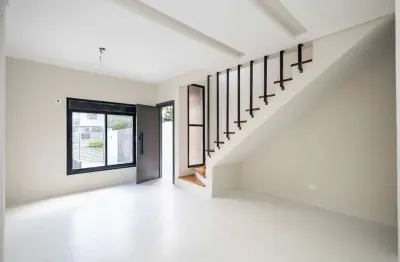 Sobrado para venda e aluguel em Barreirinha de 154.00m² com 3 Quartos, 2 Suites e 2 Garagens