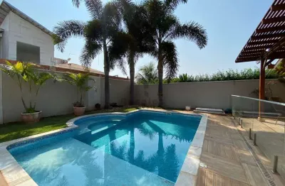 Casa para venda em Condomínio Figueira Branca de 240.00m² com 3 Quartos, 3 Suites e 4 Garagens