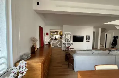 Apartamento para venda em Cerqueira César de 157.00m² com 3 Quartos, 3 Suites e 4 Garagens