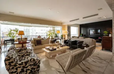 Apartamento para venda em Chácara Itaim de 330.00m² com 3 Quartos, 3 Suites e 4 Garagens