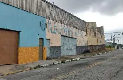 Prédio Comercial para venda em Vila Ré de 1680.00m² com 24 Garagens