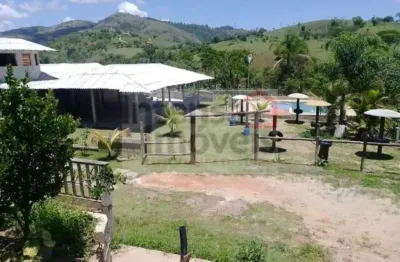 Chácara para venda em São Gonçalo de 33000.00m² com 3 Quartos, 3 Suites e 2 Garagens