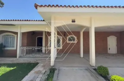 Casa para venda em Fragata de 350.00m² com 3 Quartos, 1 Suite e 4 Garagens