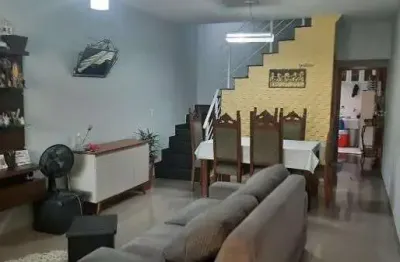 Sobrado para venda em Vila Esperança de 102.00m² com 3 Quartos, 3 Suites e 2 Garagens