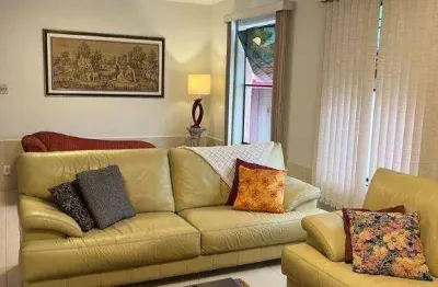 Casa para venda em Vila Camilópolis de 232.00m² com 2 Quartos, 1 Suite e 5 Garagens