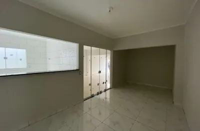 Casa para venda em Jardim São Braz de 150.00m² com 3 Quartos, 1 Suite e 4 Garagens